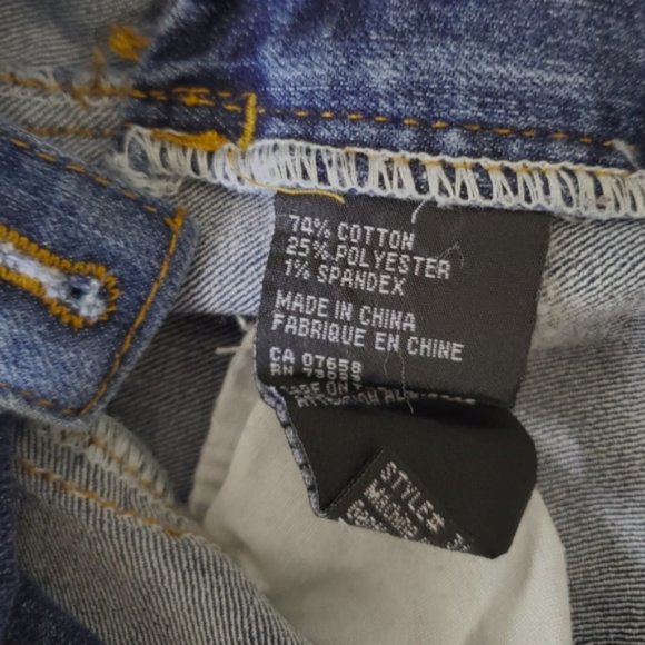 Vintage- Retro High Rise Overall Denim Shorts - Picture 10 of 15